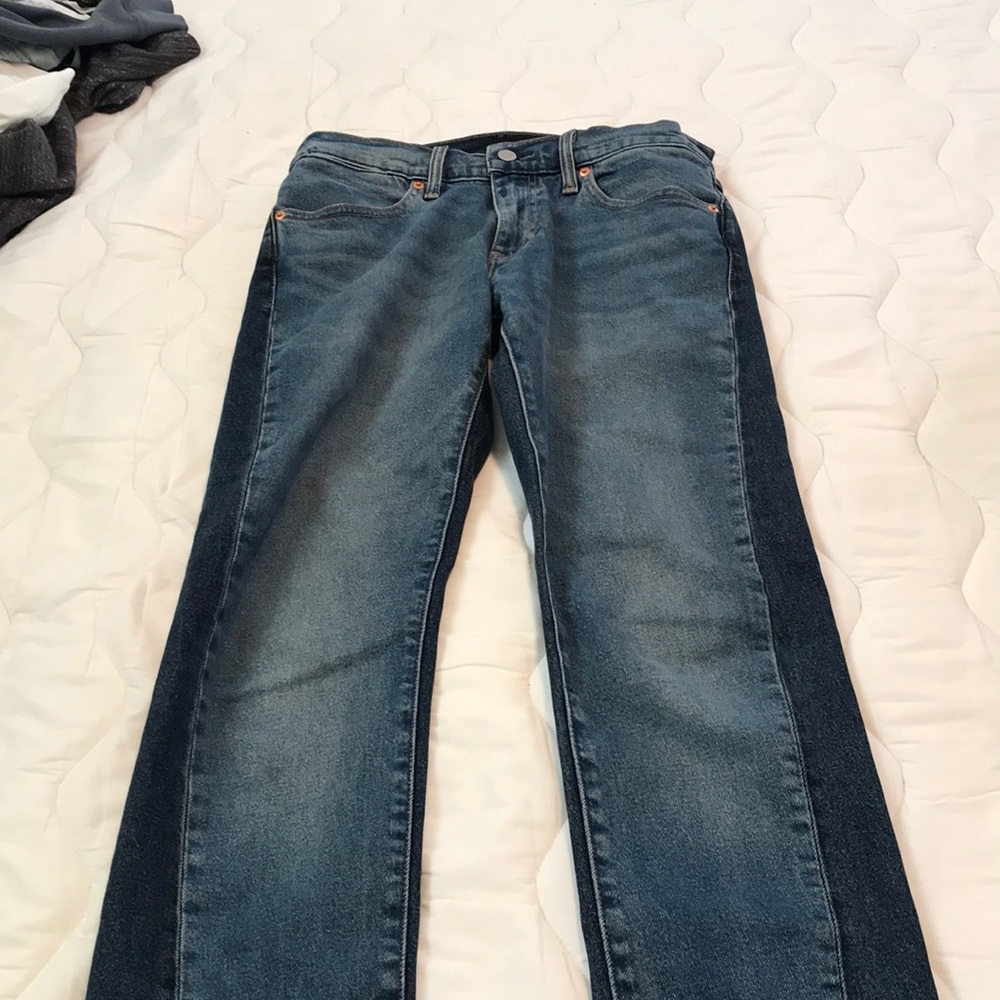Levi’s 511 Slim Fit 30x32 Jeans (lightly used)